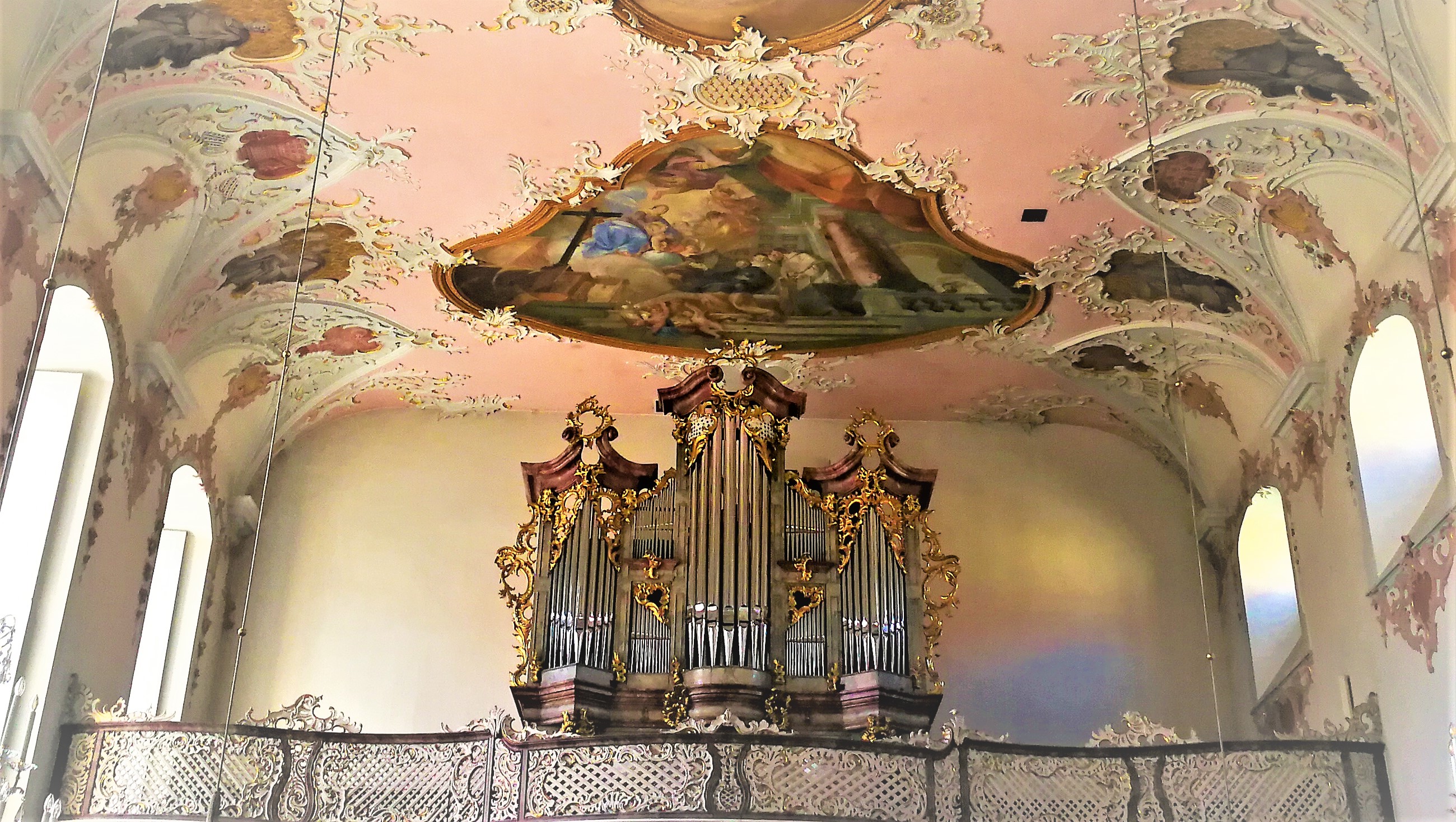 Klosterkirche Orgel.jpg