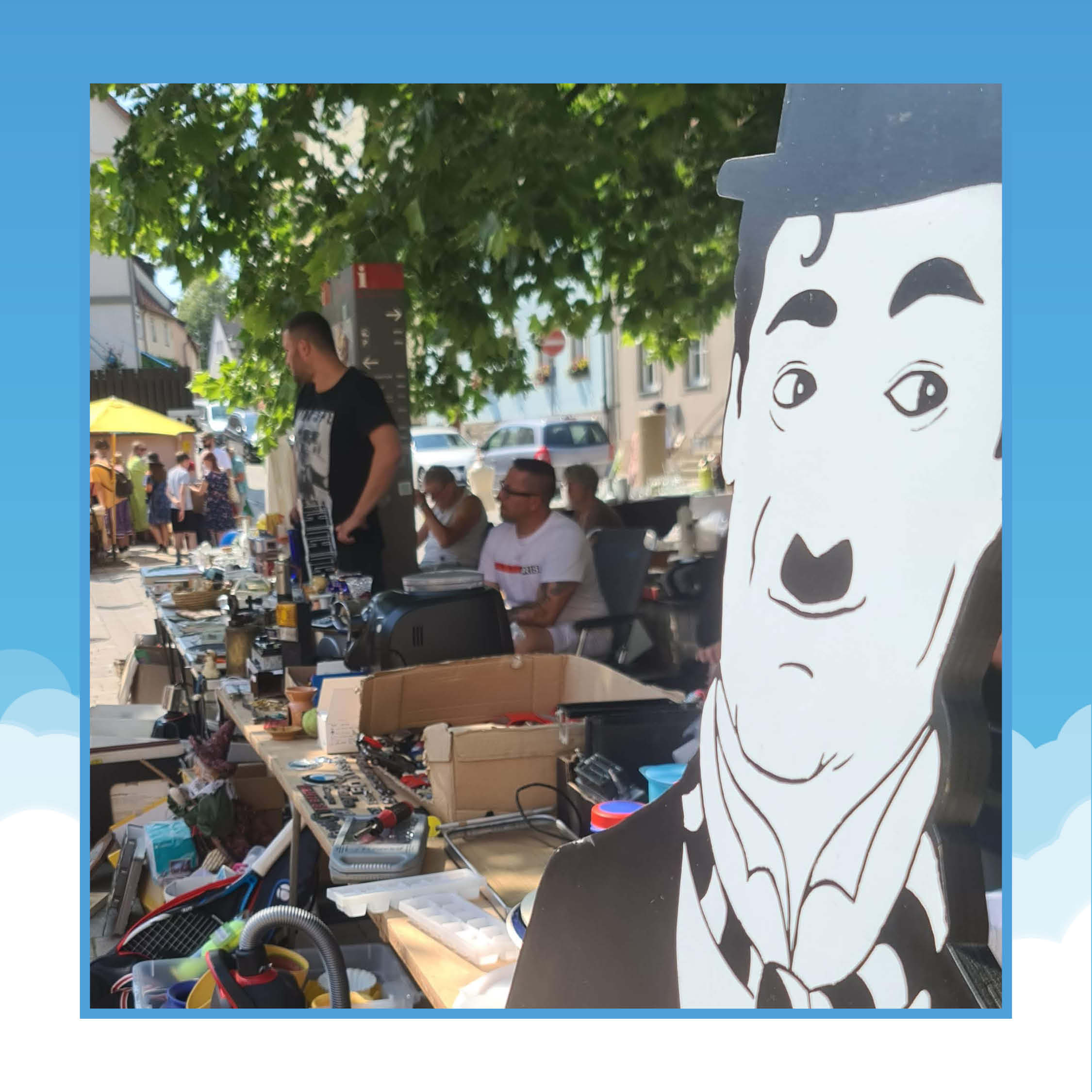 Trödelmarkt.jpg Leider haben wir keinen Alternativtext zu diesem Bild, aber wir arbeiten daran.